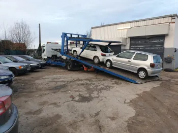 Besoin d'un épaviste pour enlever votre épave vers un centre VHU agrée ?